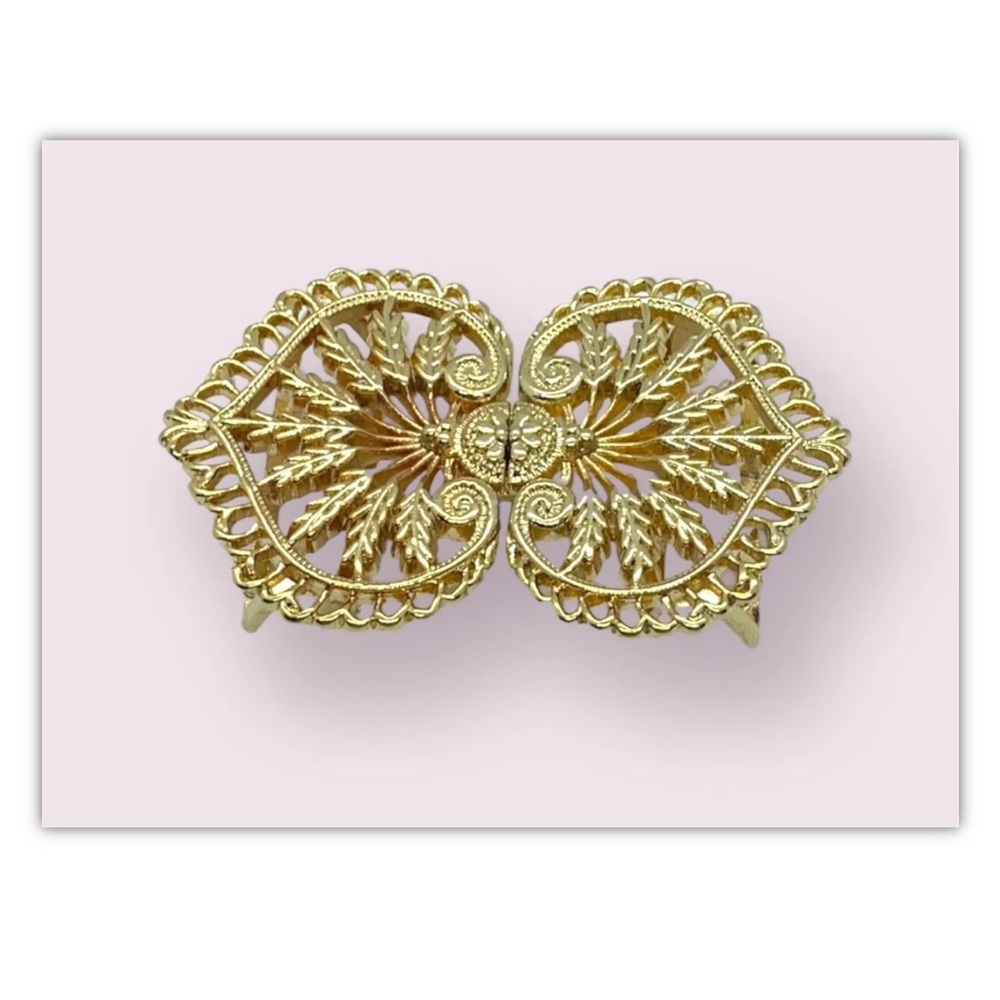 Gold Belt Buckle Vintage Filigree Metal Accessory
